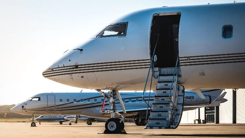 Embarque a un jet privado